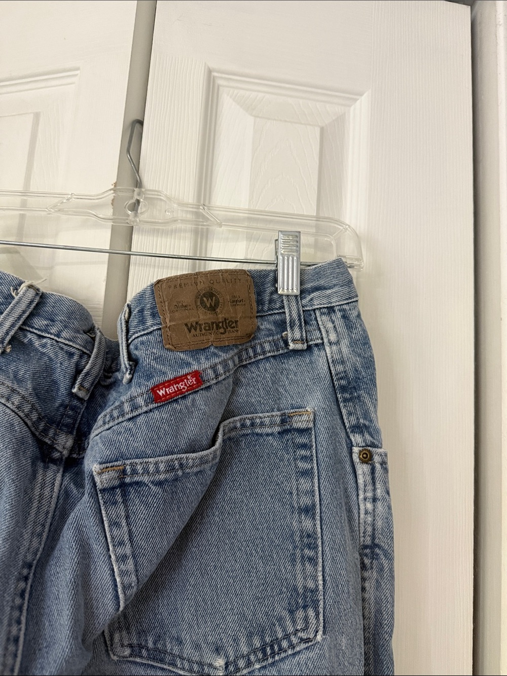 Men's Blue Jeans - Picture 3 of 5
